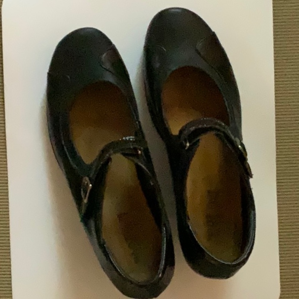 Naot Mary Jane pumps